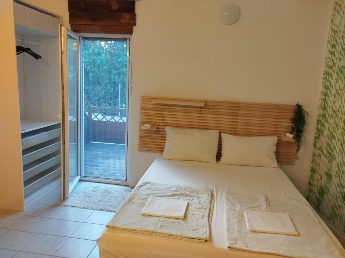 Apartments Blanca Vodice Esterno foto