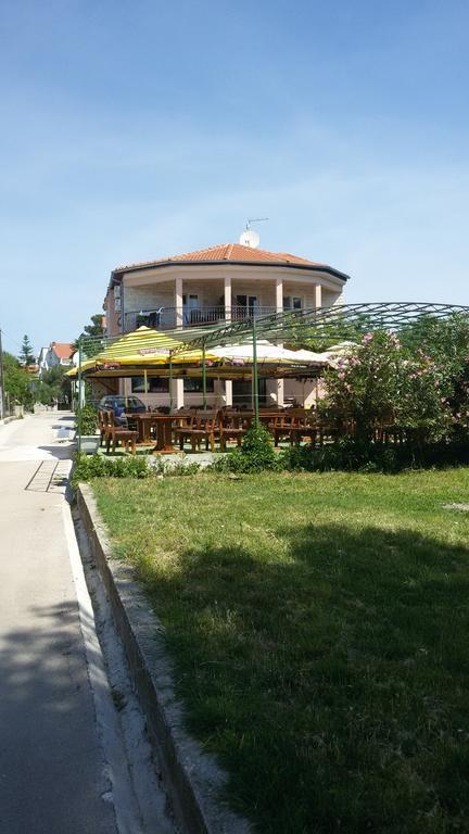 Apartments Blanca Vodice Esterno foto